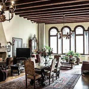 Appartement Palazzo Altinate - Note Di Piano, Padoue